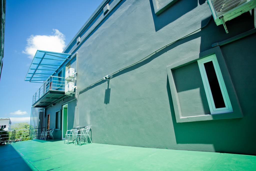 Chaphone Guesthouse Phuket Екстериор снимка