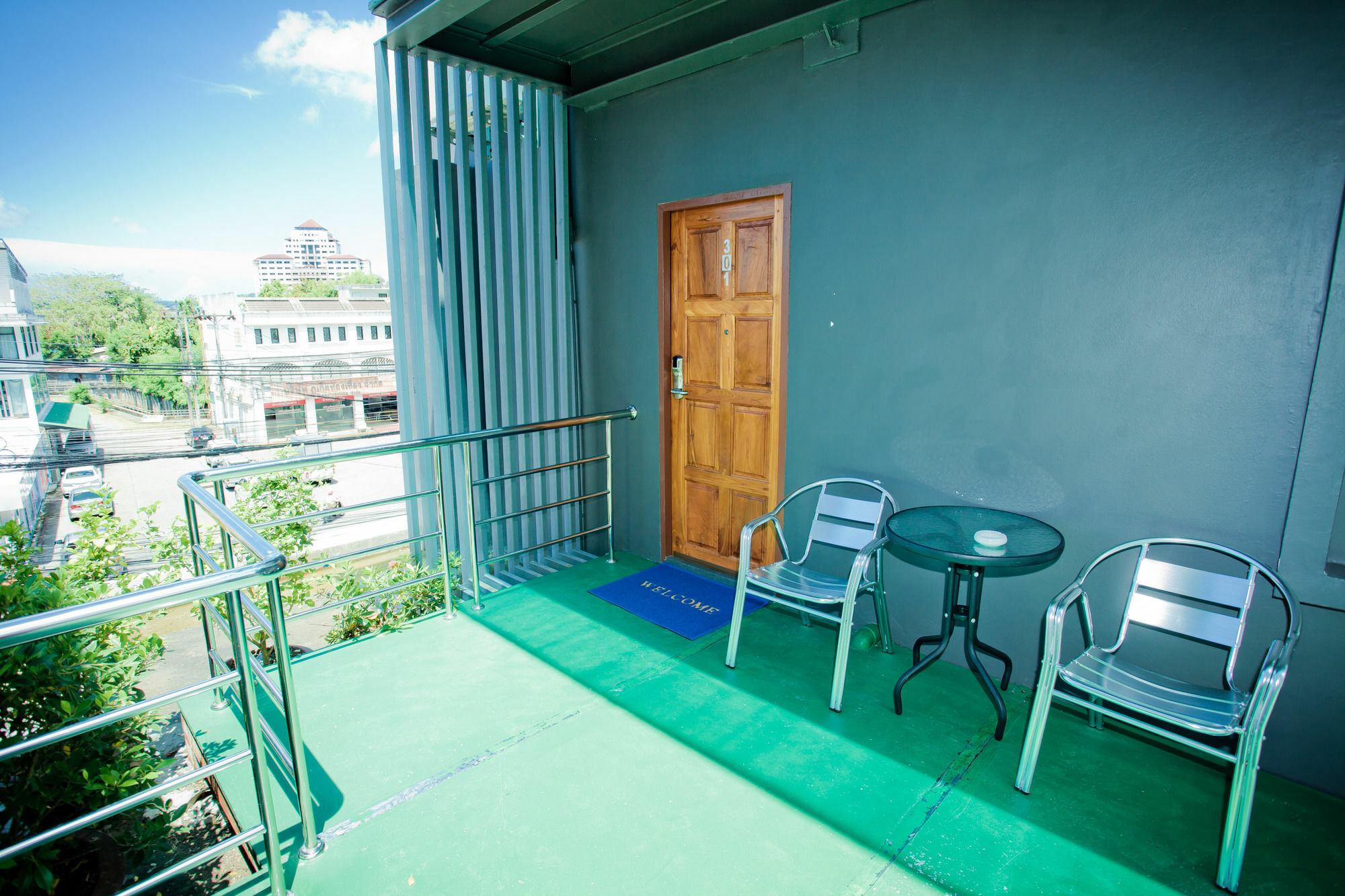 Chaphone Guesthouse Phuket Екстериор снимка